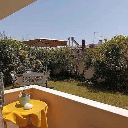 Apartament Garden View Cozy Studio