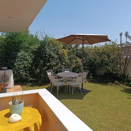 Apartament Garden View Cozy Studio